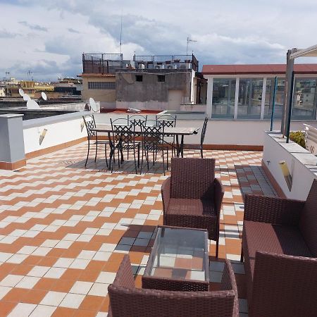 Apartamento Raggio Di Sole Nápoles Exterior foto